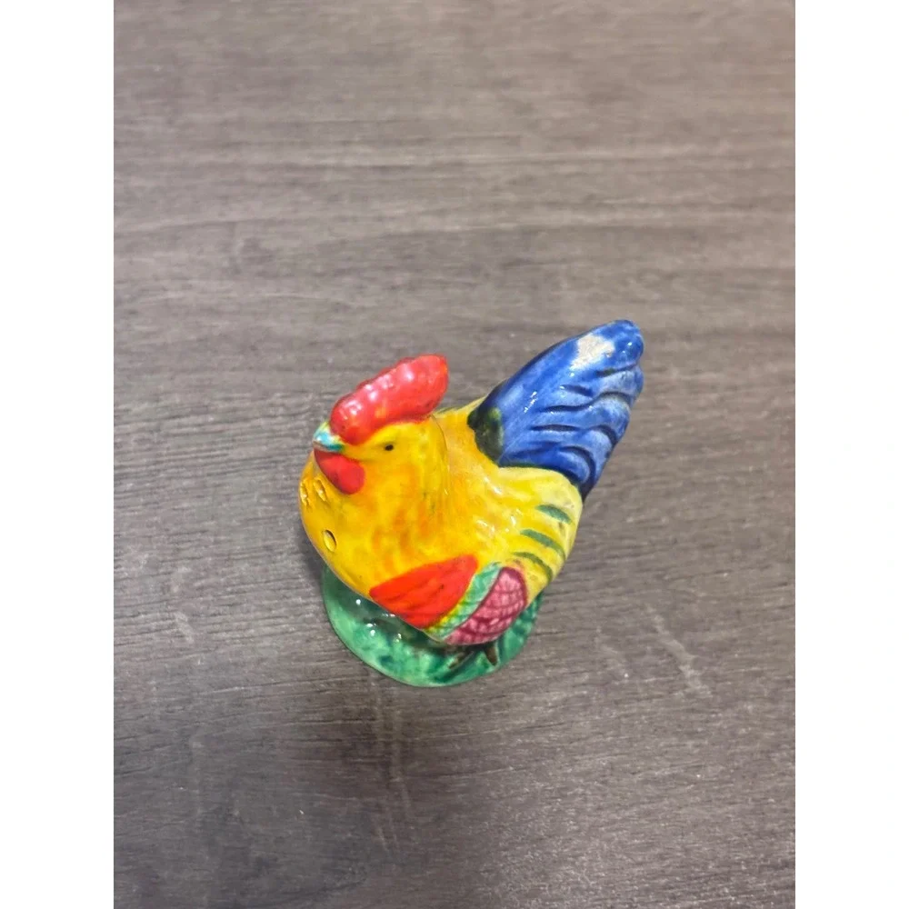 Vintage Ceramic Rooster Figurine Colorful Hand Painted Farmhouse Decor 2.75 Inch